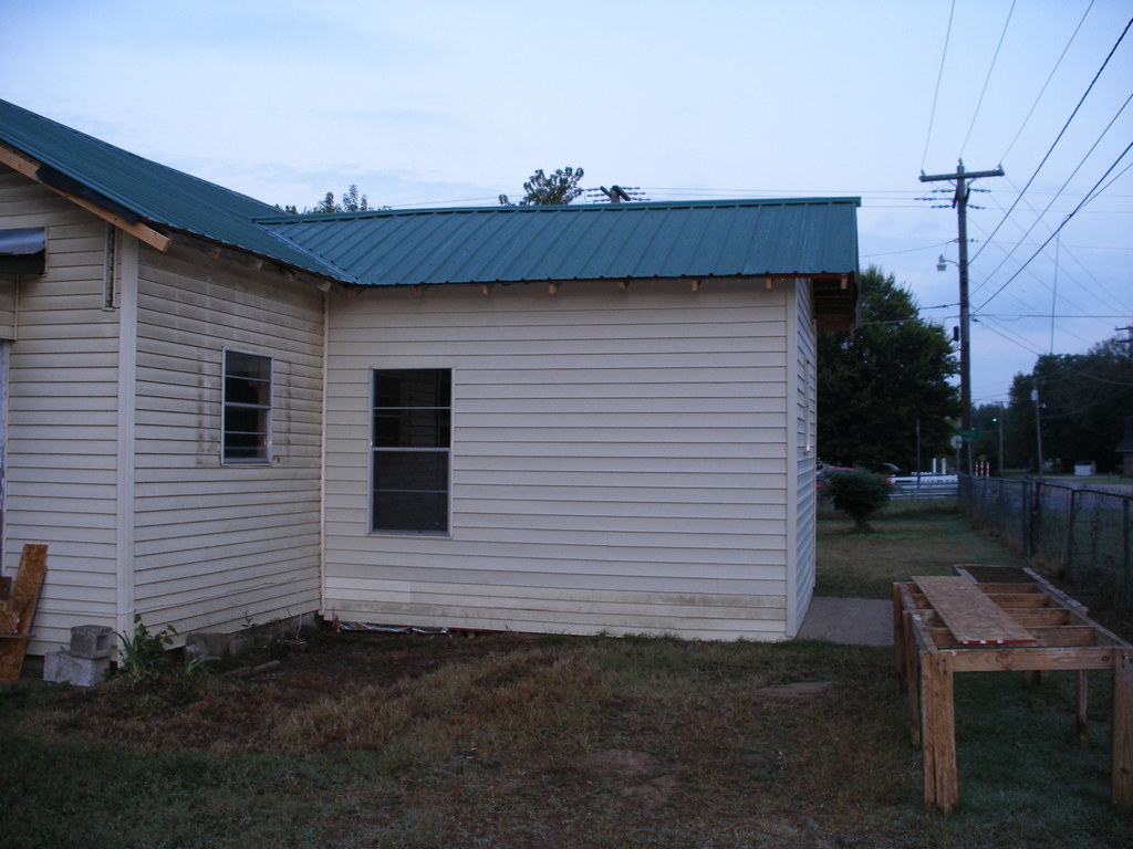 newroofandlaundry.jpg
